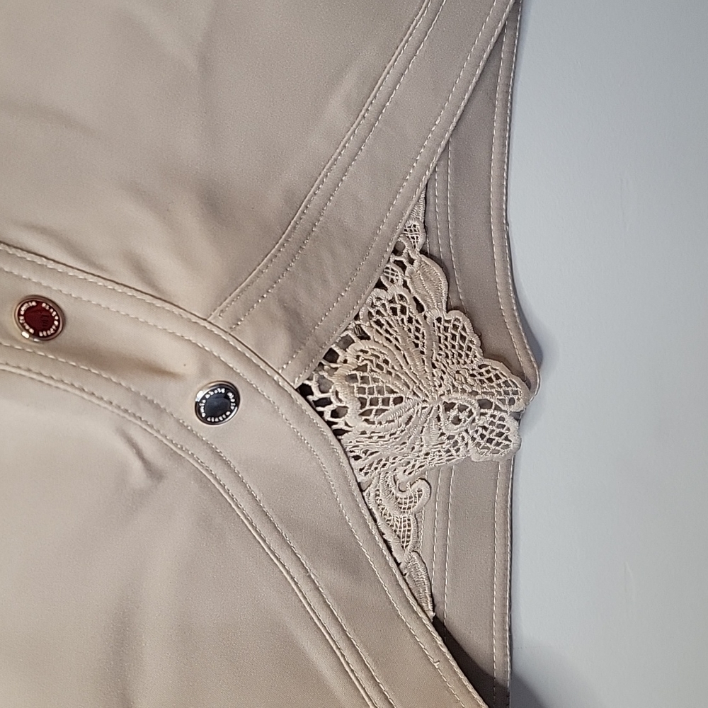 White House Black Market Beige Button-Front Skirt - Picture 4 of 11